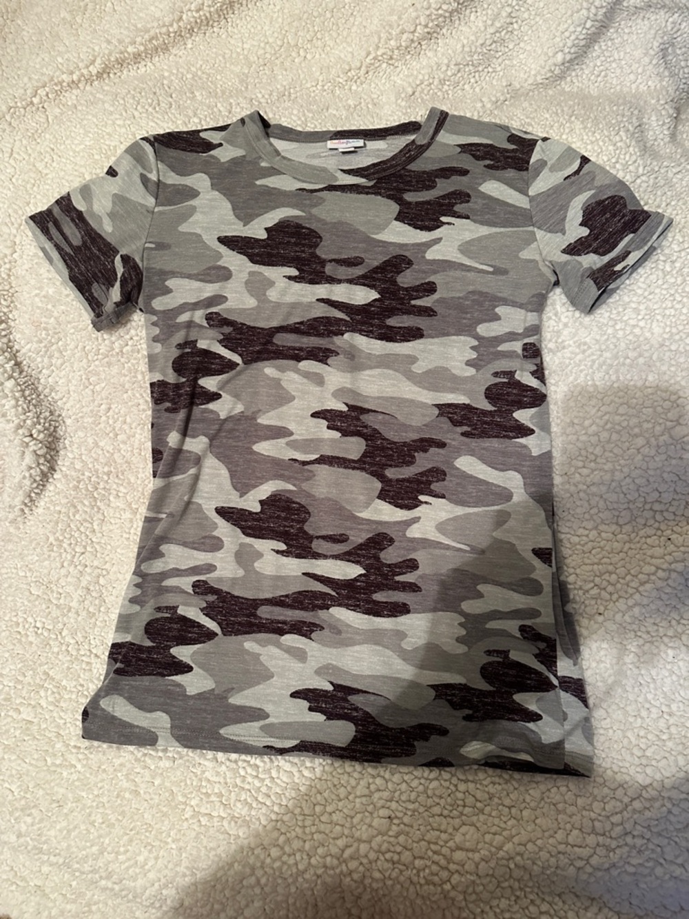 LuLaRoe Women's Short Sleeve Tee - Gray & Black Camo